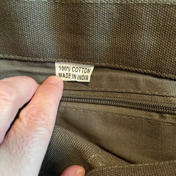 Rothco Classic Canvas Messenger Bag Olive Crossbody Shoulder Bag New With Tags - Picture 4 of 6